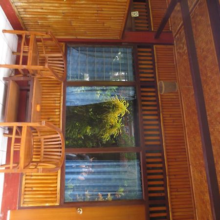 Paradise Palm Beach Bungalows And Dive Center Tulamben Extérieur photo