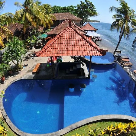 Paradise Palm Beach Bungalows And Dive Center Tulamben Extérieur photo